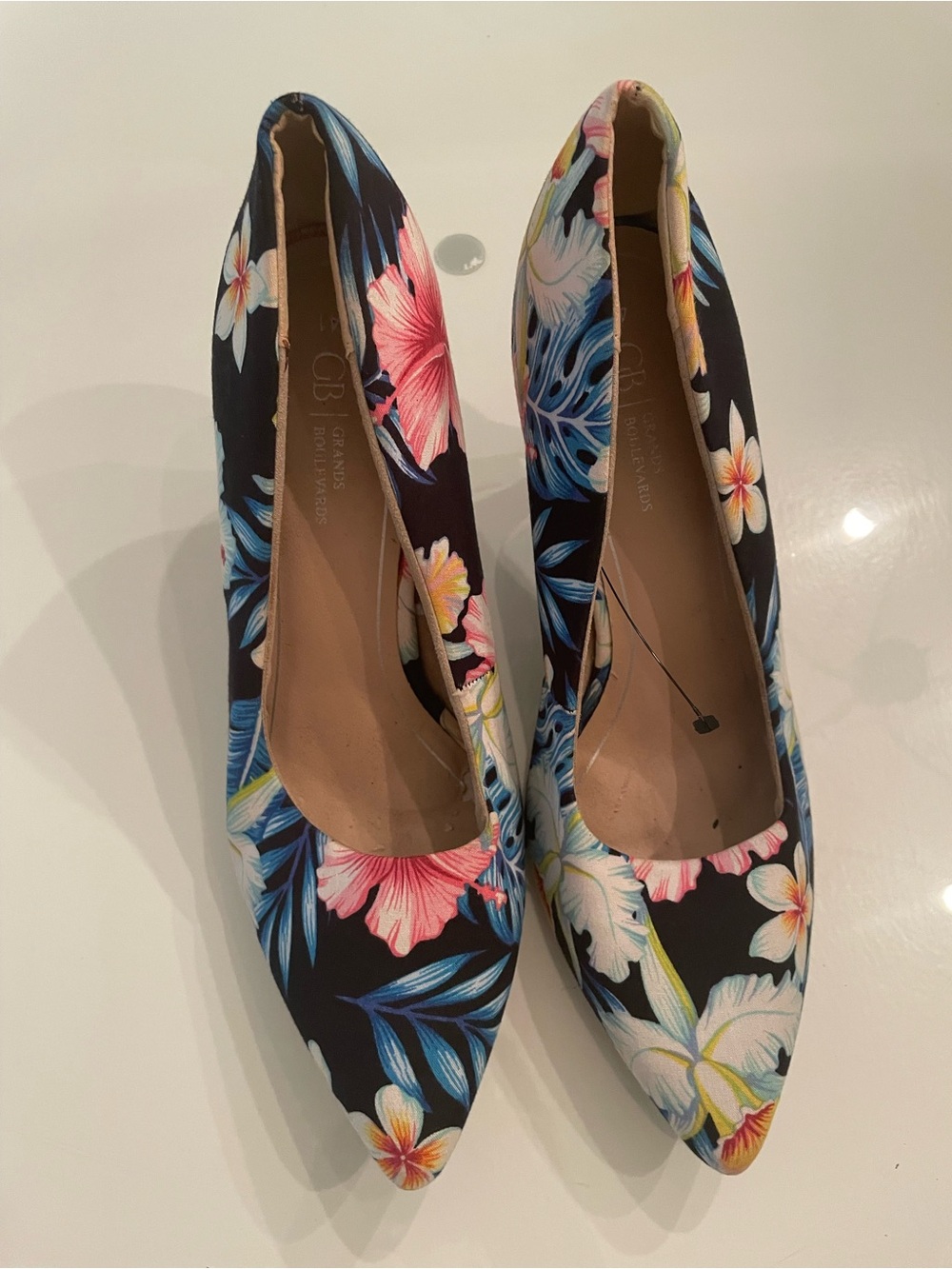 Women's Floral Pointed-Toe Pumps - Black Multi